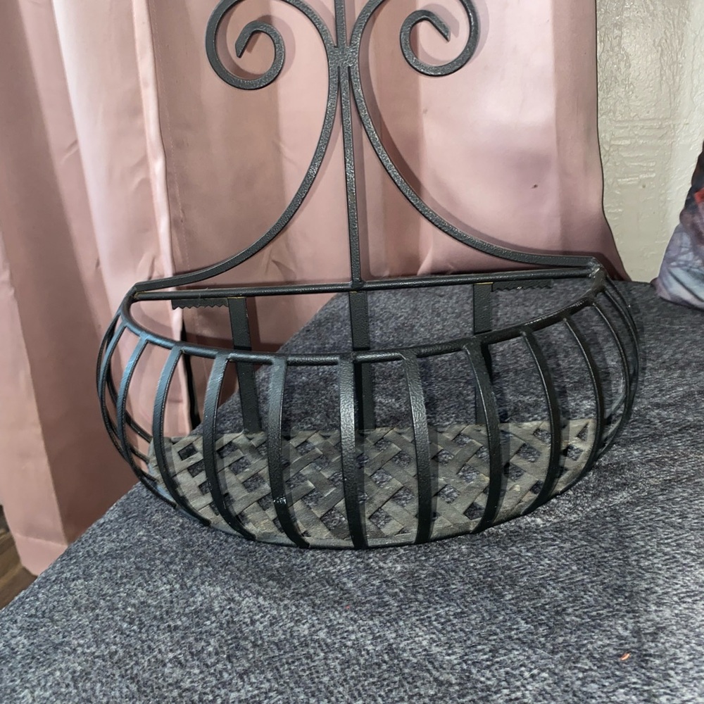 Decorative Black Metal Wall Basket Planter